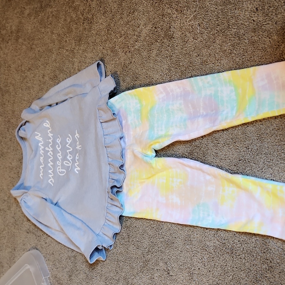 Cat & Jack outfit- 18 Months